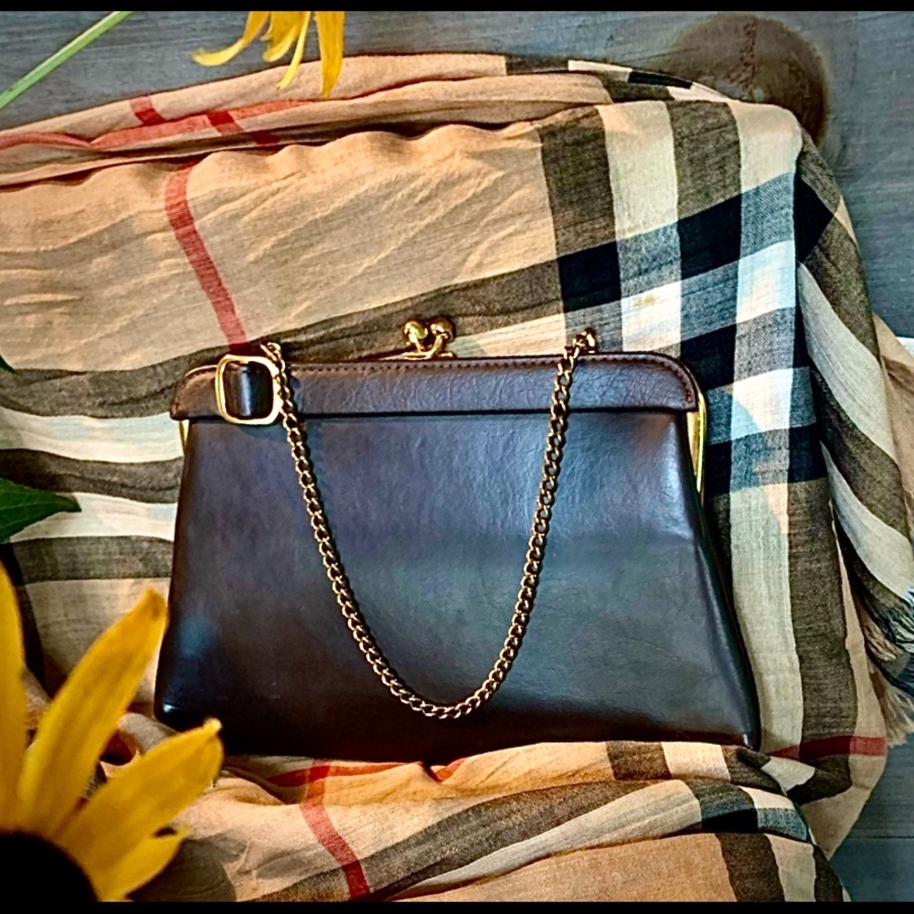 Vintage Clutch Purse With Gold Wristlet